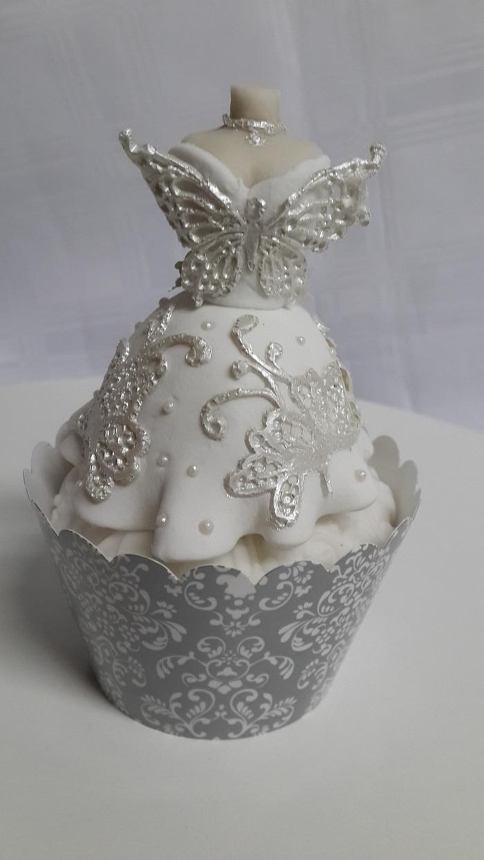 Bridal Gown Cupcakes