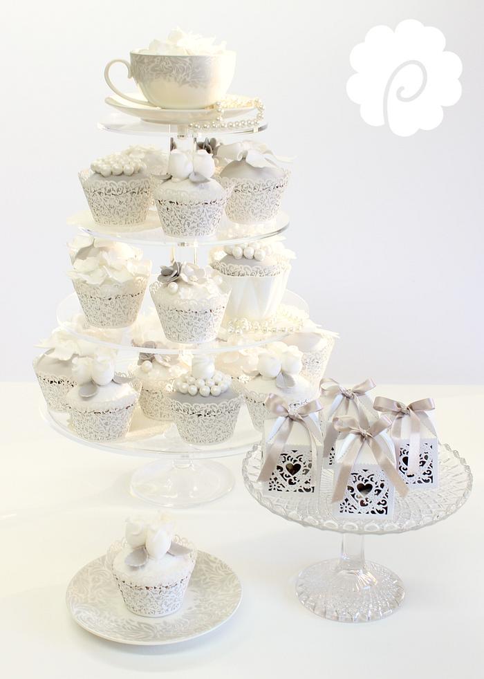 Winter White cupcakes