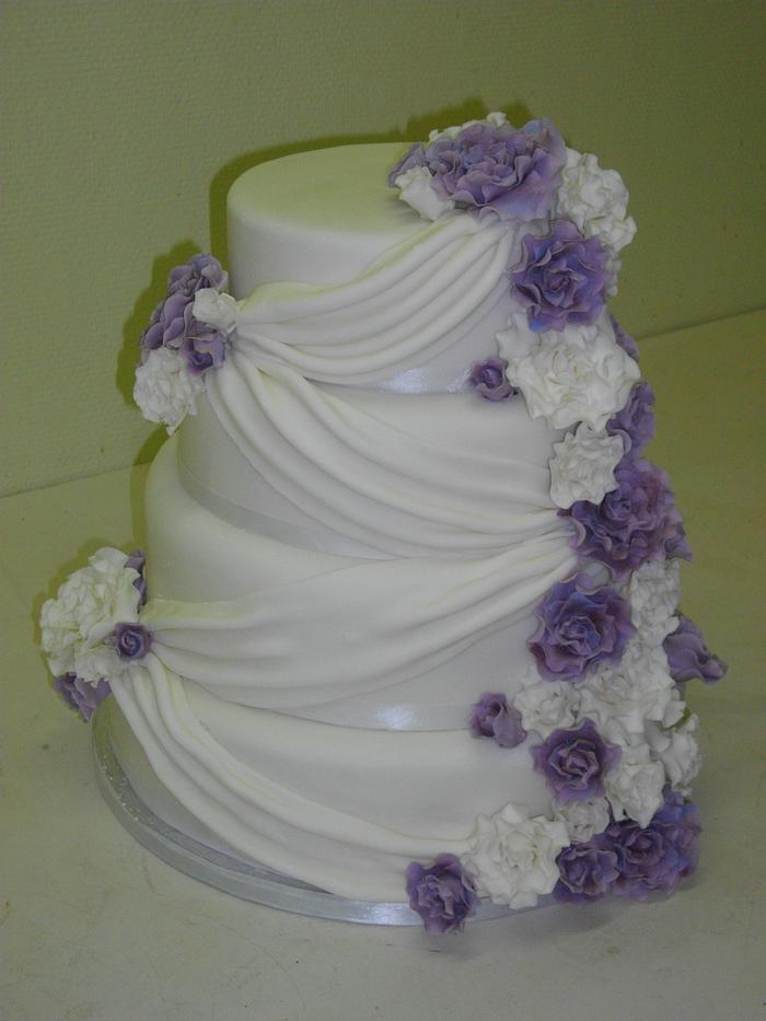 drapes and roses cake