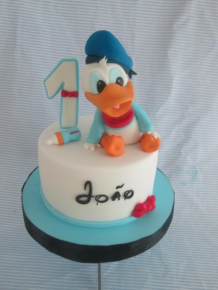 Mickey Mouse & Donald Duck birthday cake - Decorated Cake - CakesDecor
