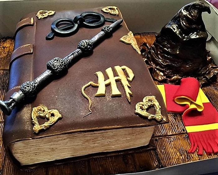 HP Magical Cake