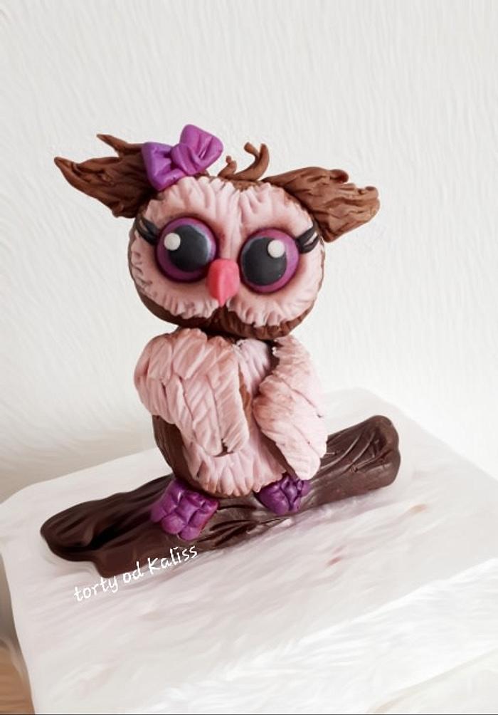 Owl made of homemade plastic chocolates