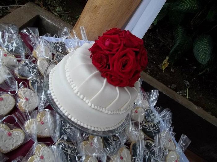 Pleated Rose Wedding Cake
