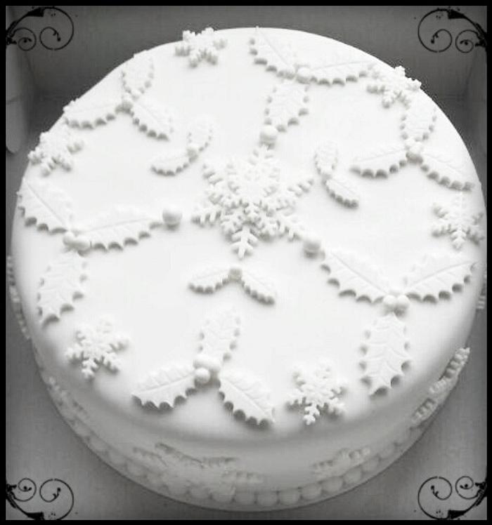 White On White Winter Cake