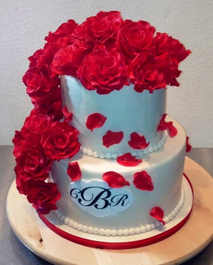 My First Pro Wedding Cake Ever! (Gumpaste Rose Cake)