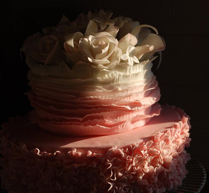 ruffle pink cake