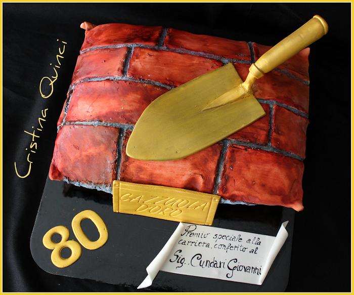 pillow with trowel cake 