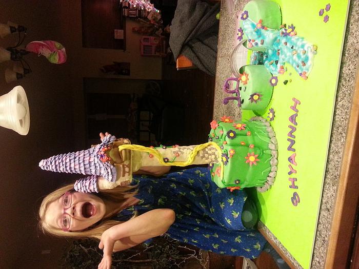 my daughters rapunzel cake I made