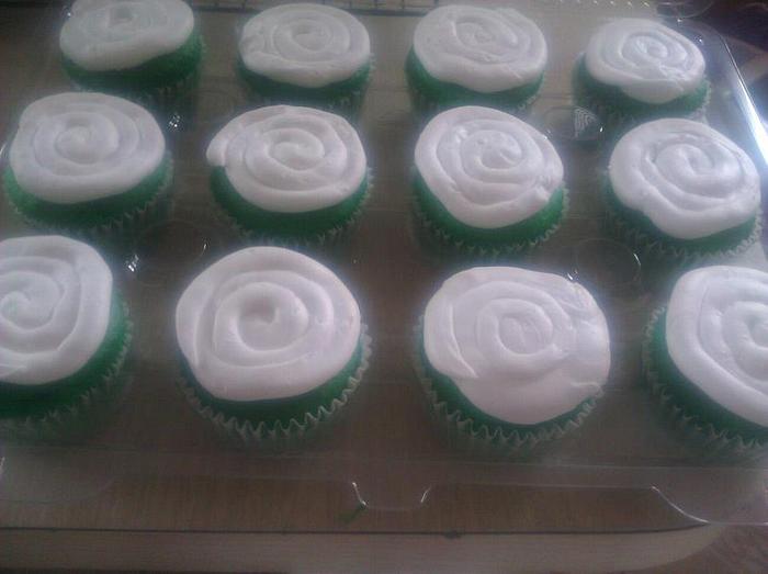 Green Cup Cakes