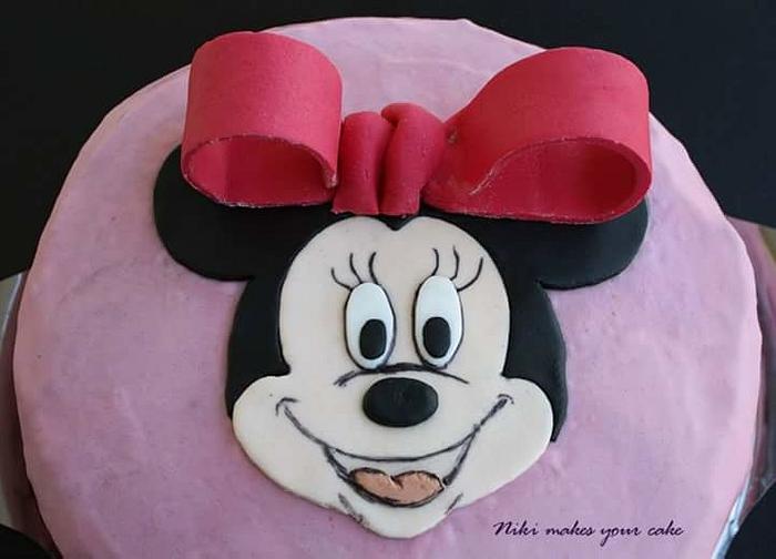 Minnie mouse cake