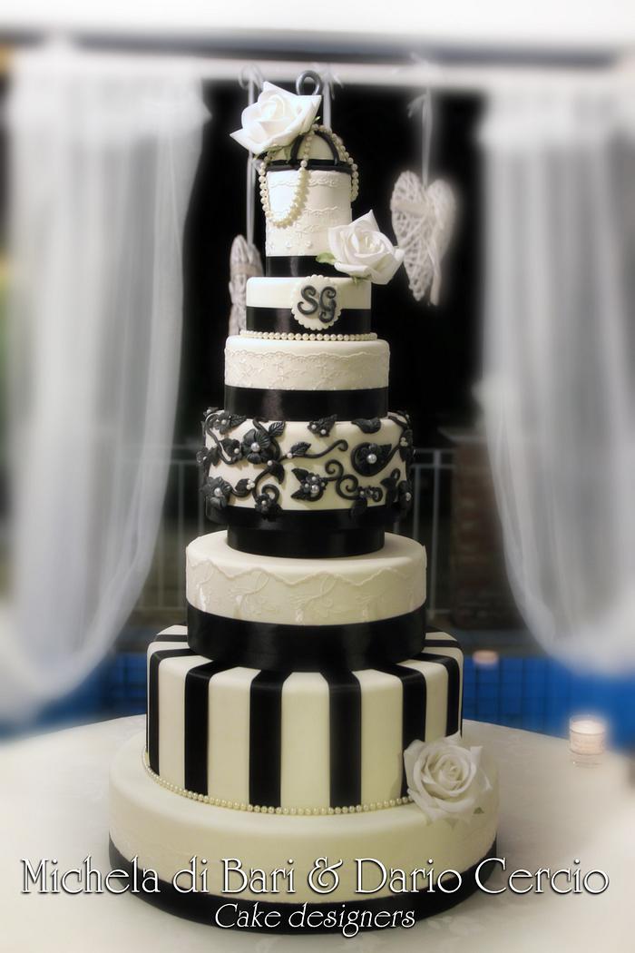 Black And White Wedding  cake ♥