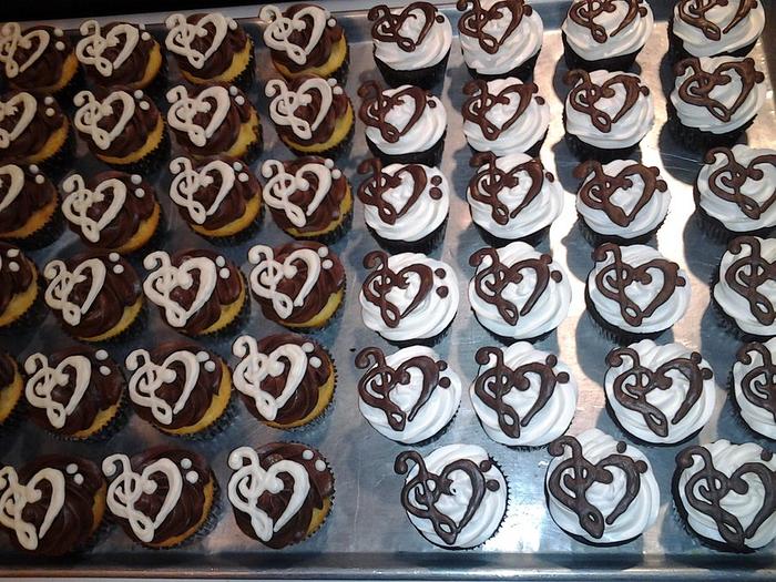Bass Clef and Treble Clef Heart Cupcakes
