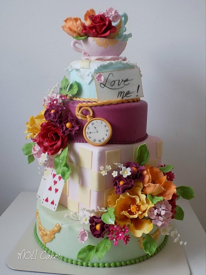 Wedding cake on Alice in Wonderland