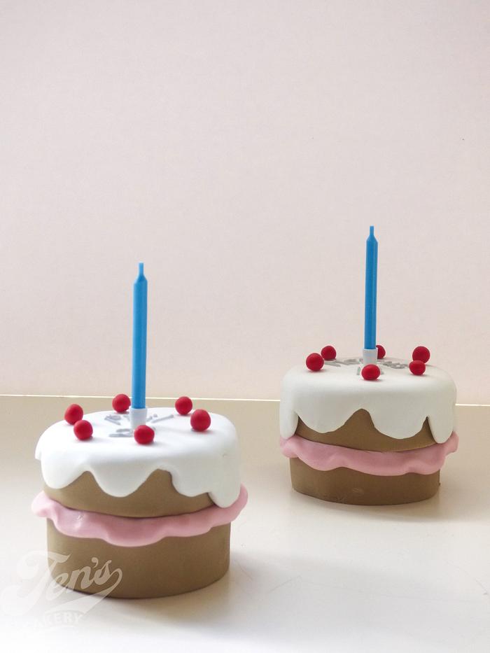 Mini birthday cakes