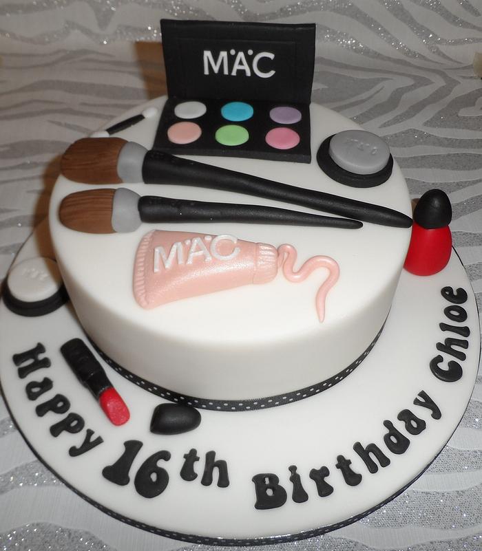 Mac make up cake...