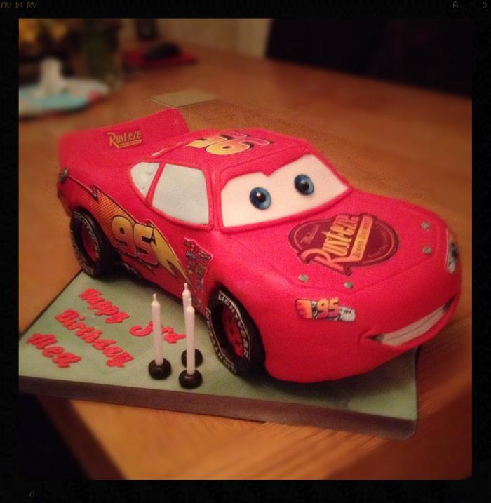 3D Lightning mcqueen - Decorated Cake by Shell - CakesDecor