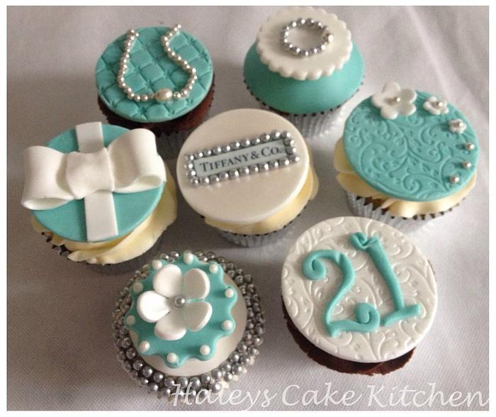 Tiffany and Co style cupcakes 