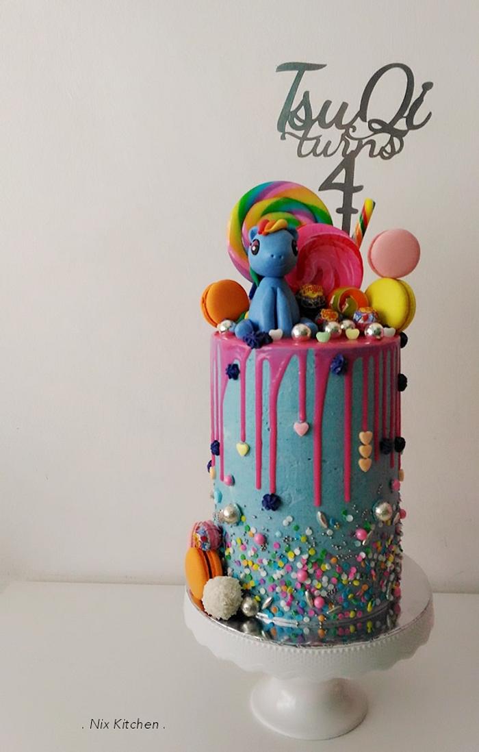 Rainbow Dash drip cake