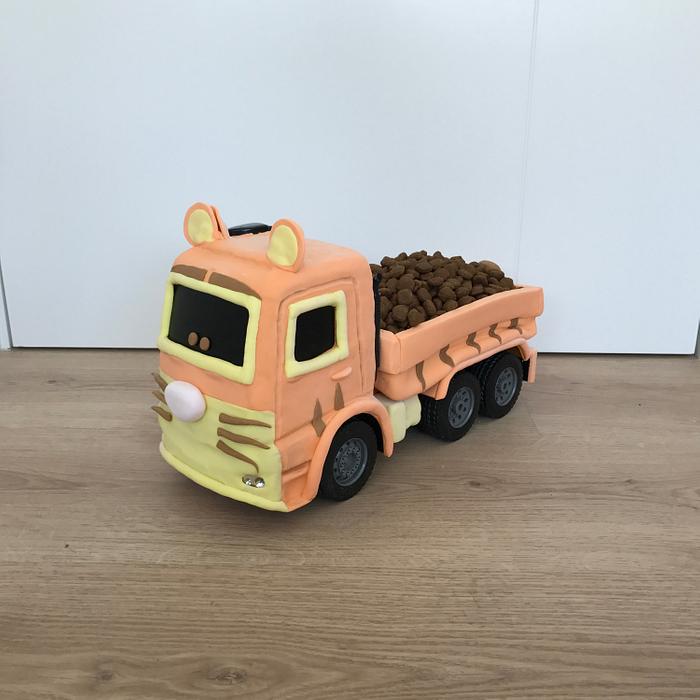 Movable truck cake