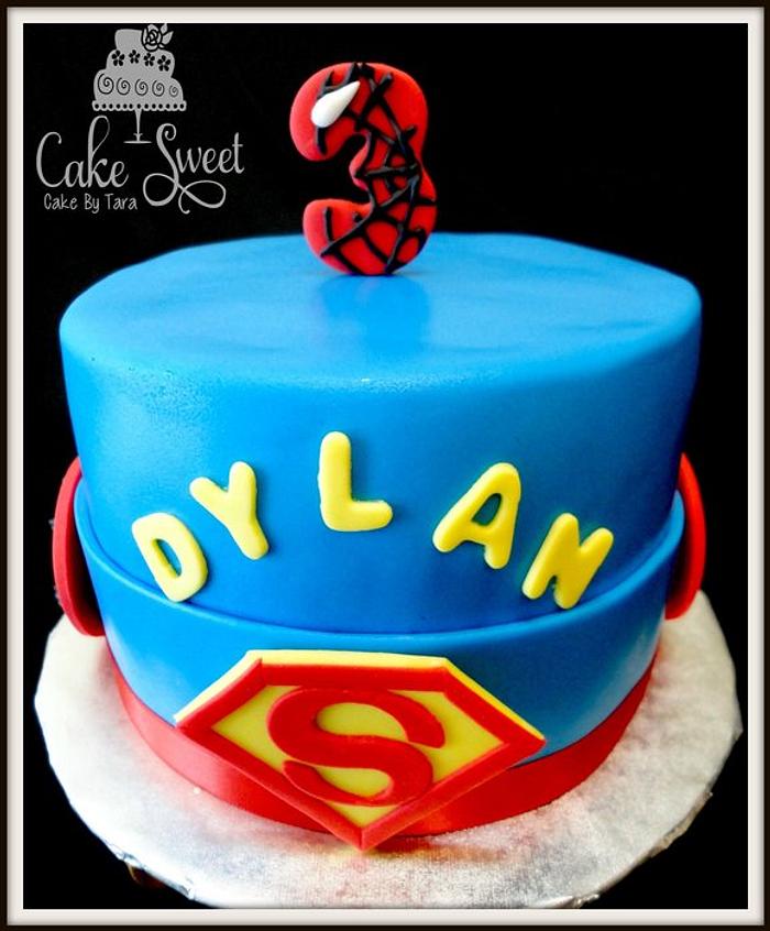 Super heros cake