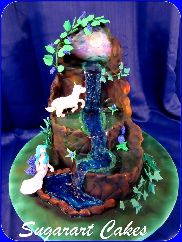 Sugar art mountain trail birthday cake - Atelier Eleni