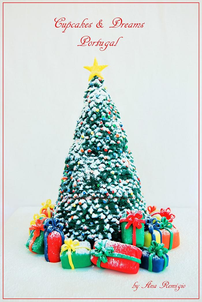 CHRISTMAS TREE...