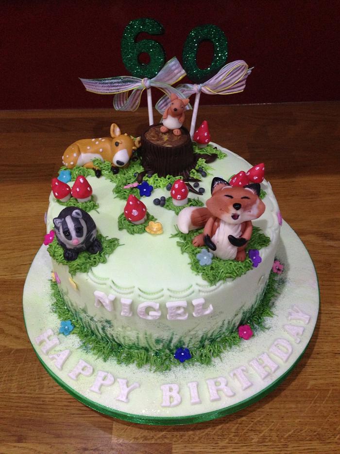 Woodland animal cake 