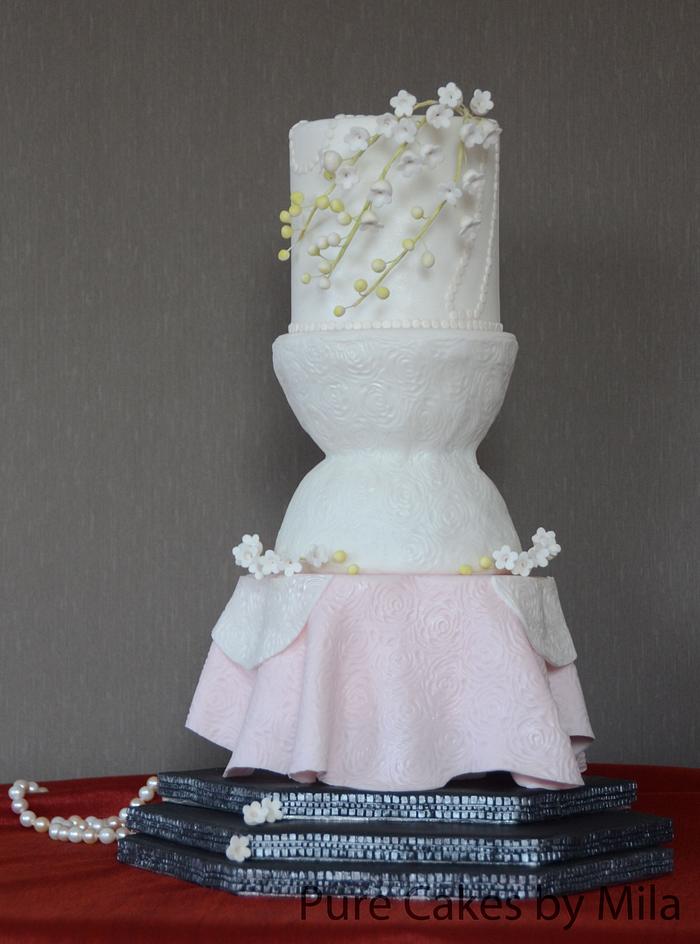 Red Carpet Cake, inspired by Christian Dior, gown worn by Jennifer Lawrence in 2013