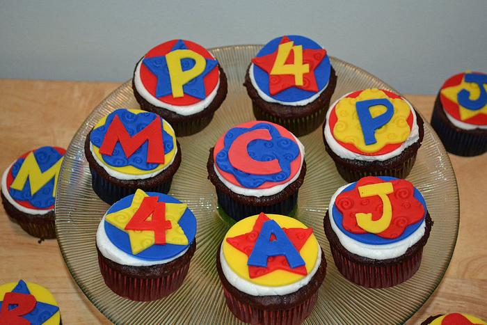 primary color cupcakes 