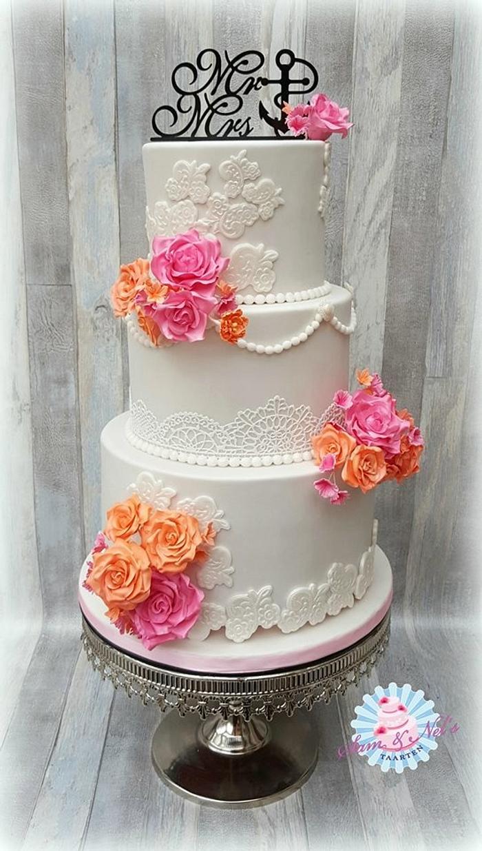 Weddingcake white with pink and orange