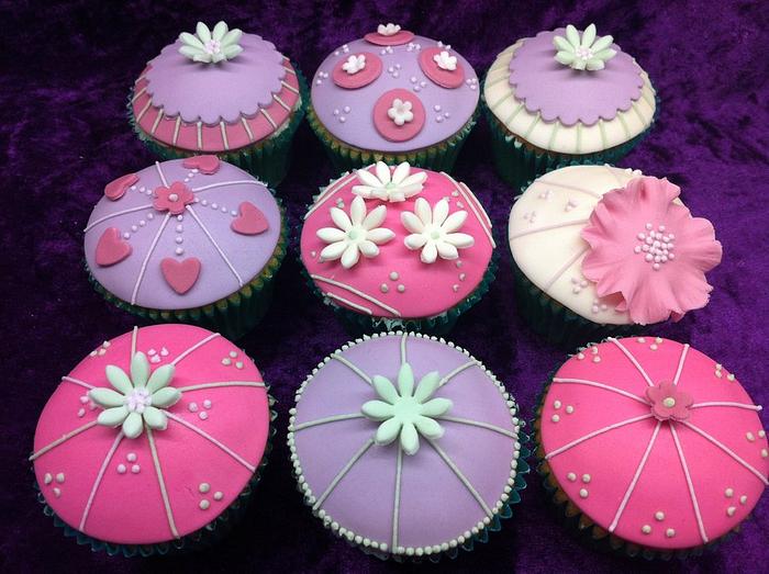Pink and purple cupcakes