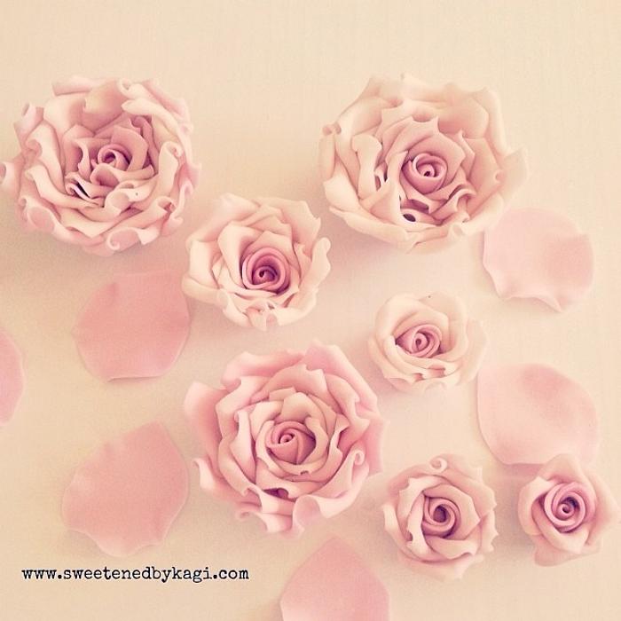Pink vintage sugar roses