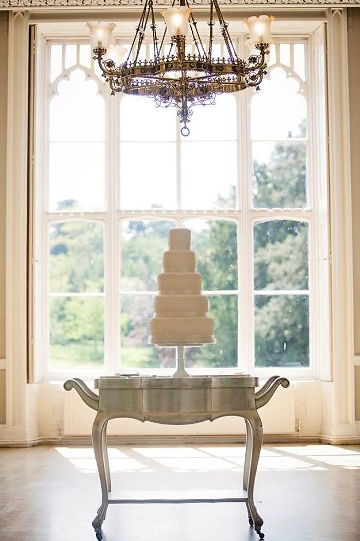 Traditional Wedding Cake With Piped Pearls