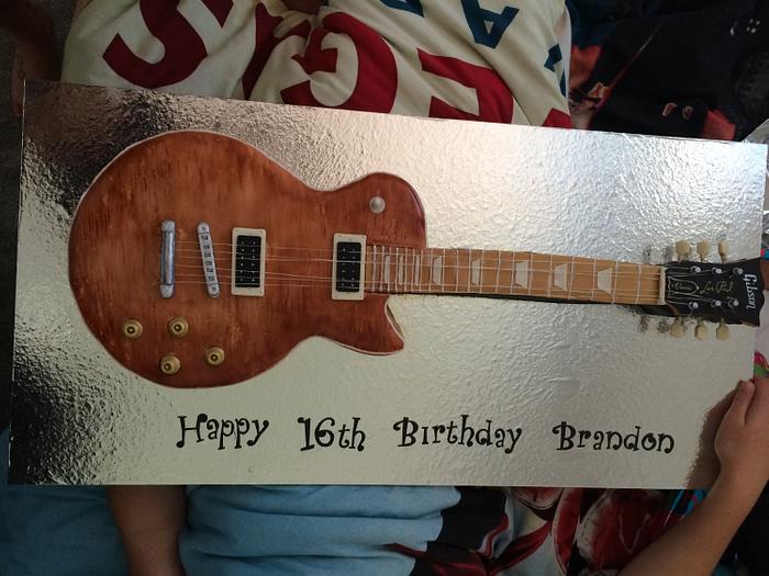 Gibson guitar cake.