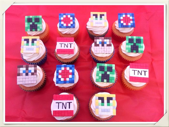 My Daughter's Minecraft birthday cupcakes