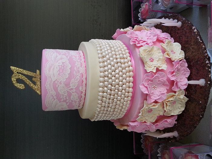 elegant 21st birthday cake