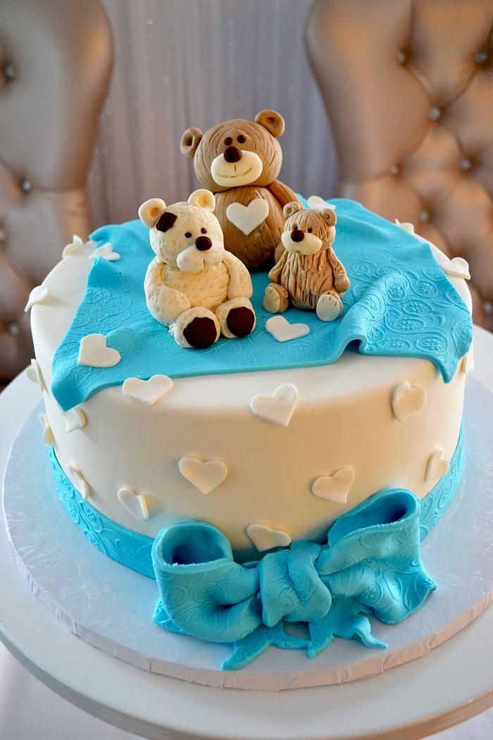 Teddy baby shower cake 