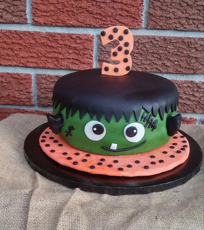  Frankenstein Birthday Cake for Carlos