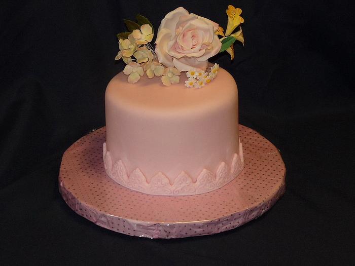 Rose on the cake