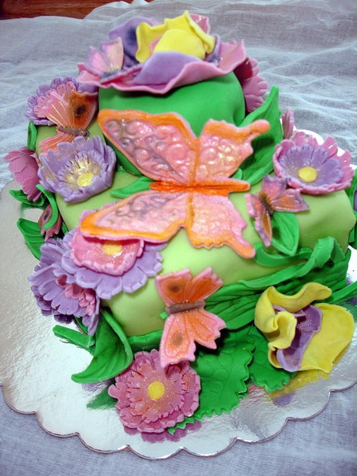  butterfly and flowers cake