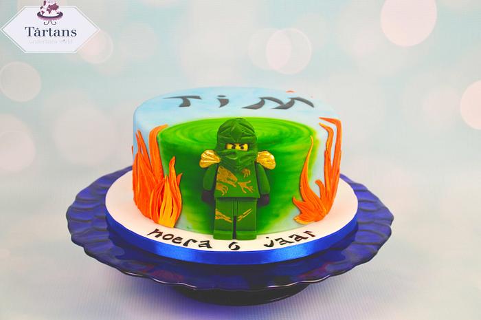 Ninjago "Spinjitzu" cake