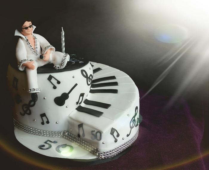 Elvis piano cake