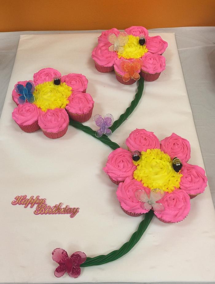 Flower cupcake cake