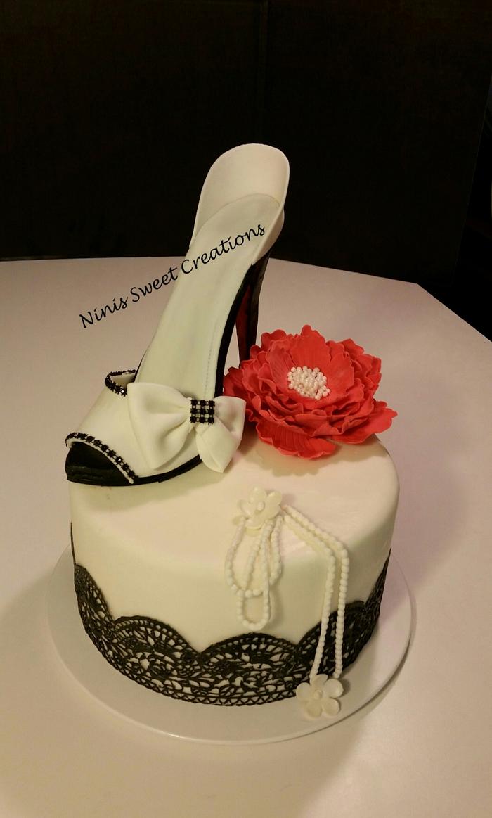 Gumpaste-Fondant Shoe Cake