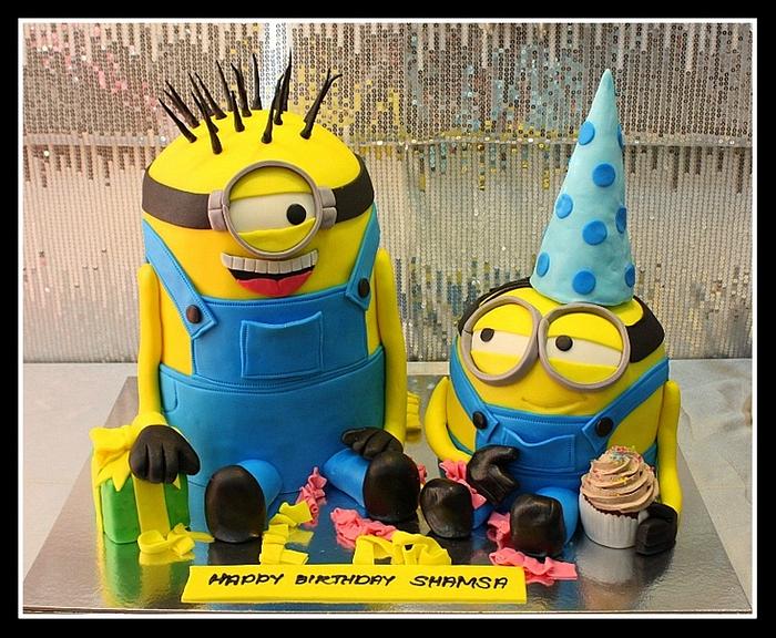 Minions cake