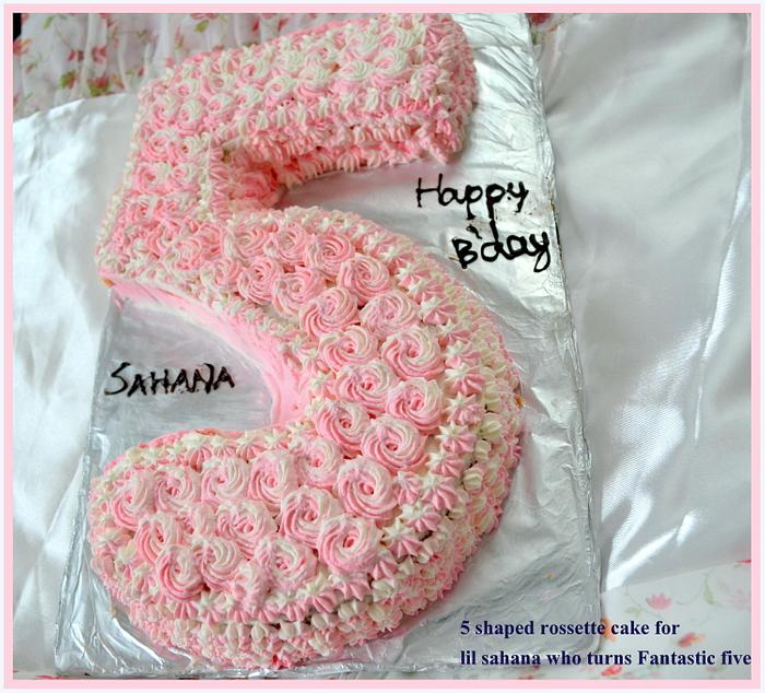5 shaped cake - Decorated Cake by Divya iyer - CakesDecor