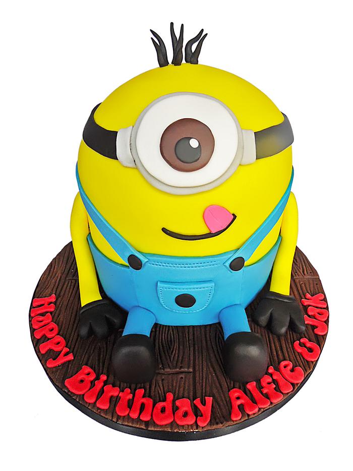 Minion cake