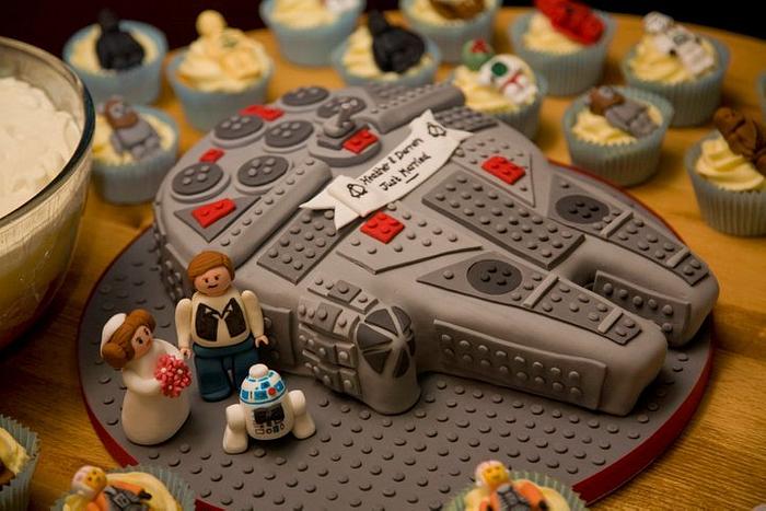 Lego Star Wars Millennium Falcon Wedding Cake Cupcakes