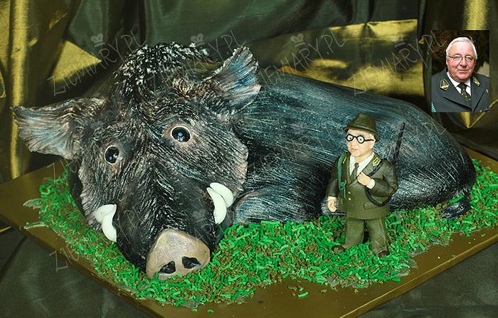 boar cake and hunter