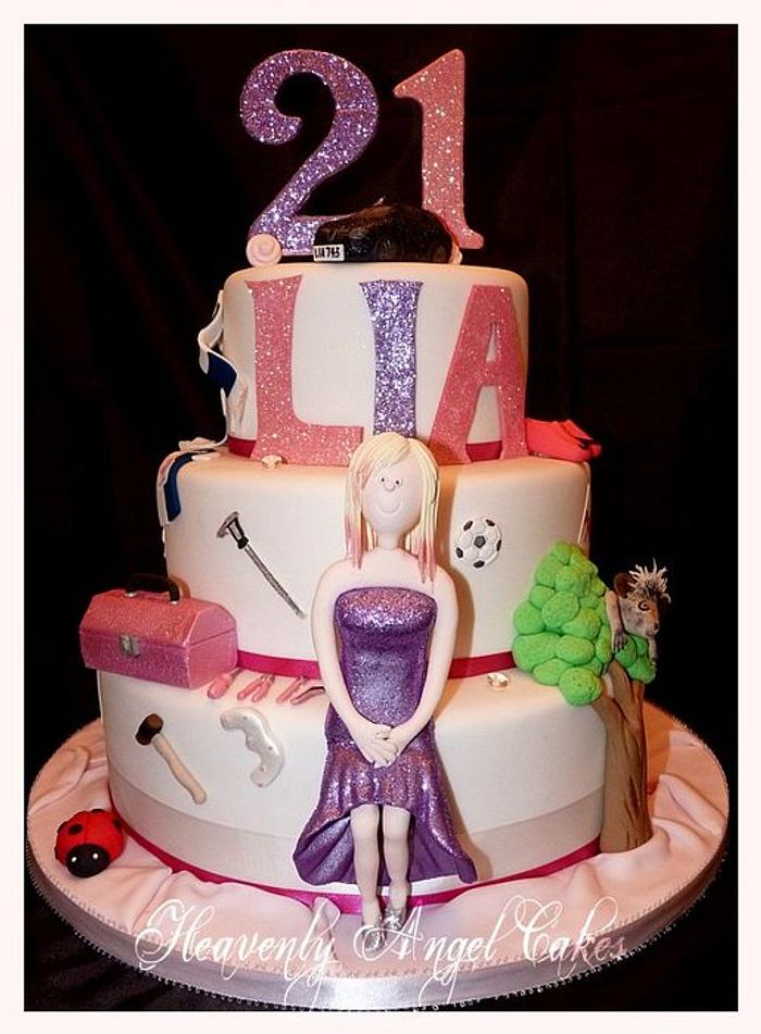Lia's personalised cake